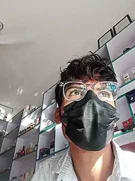 Hornyboy337 Pertunjukan Webcam