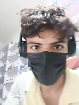 Webkamerová show Hornyboy337