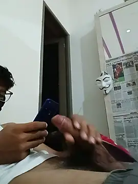 Hornyboy337n Webbikameraesitys