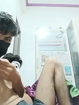 Hornyboy337n Webbikameraesitys