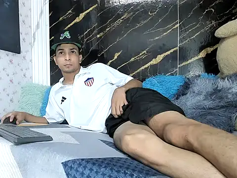 kyler_hotx18 webcam show