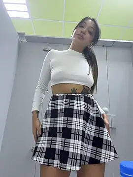 jennxxx- Chat XXX live