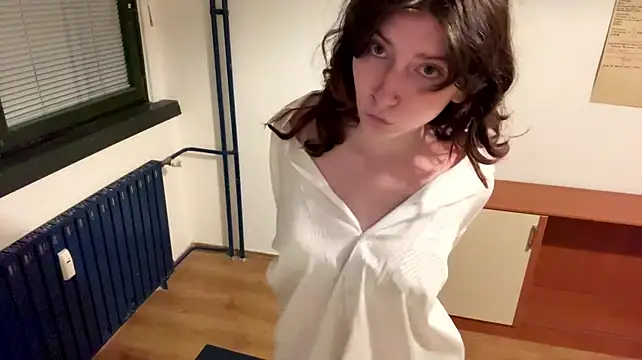 PlayFlirtyFiona webcam show