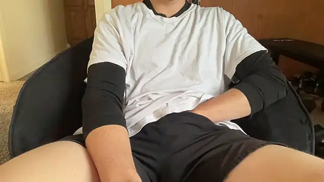 BigSnakeJake111 Show in webcam