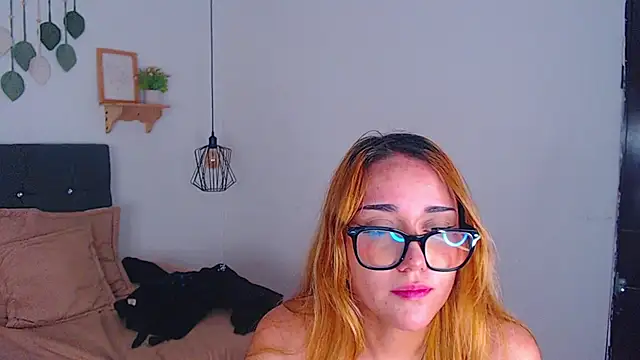 khendal_sweet Webcam Show