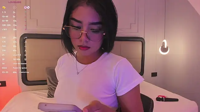 andromeda_mml's Webcam Show