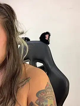 Show de ElliWeaver na webcam