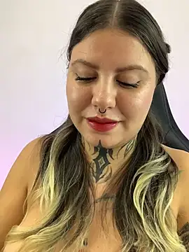 ElliWeaver Chat XXX live