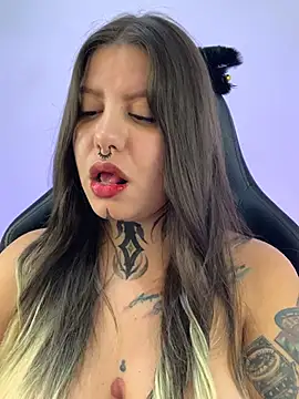 ElliWeaver's Webcam Show