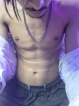 your_daddy_5: διαδικτυακό σόου στην κάμερα