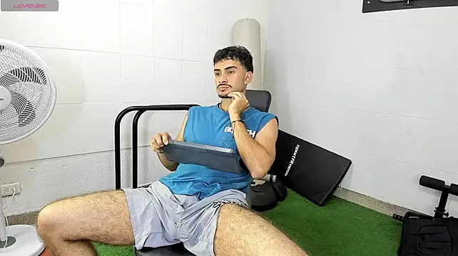 Theo_BossX Webcam show