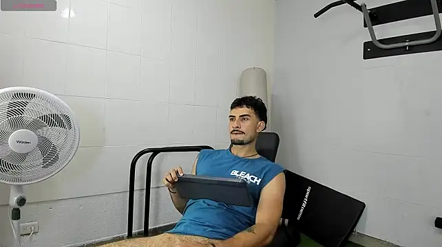 Theo_BossX – webcam-show