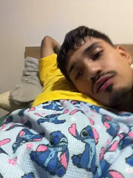 Mathias_vega Show in webcam