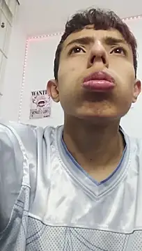 liamkozy 网络视讯表演