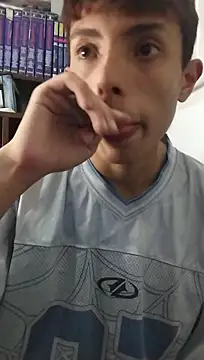 liamkozy – webcam-show