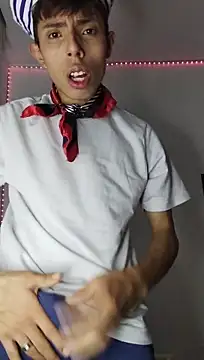 הופעת וובקאם של liamkozy