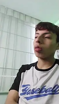 liamkozy – webcam-show