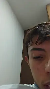 liamkozy – webcam-show