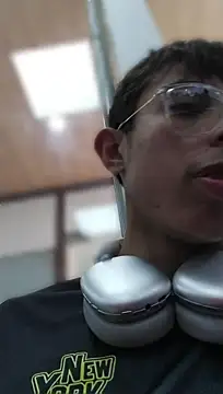 liamkozy – webcam-show