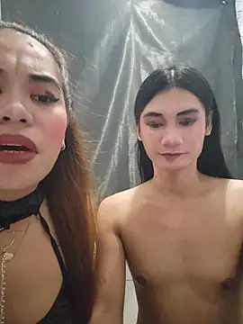 WildpinayXtsBcock Show Webcam