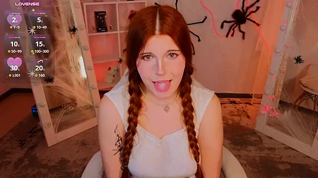 GinnyGingerr's Webcam Show