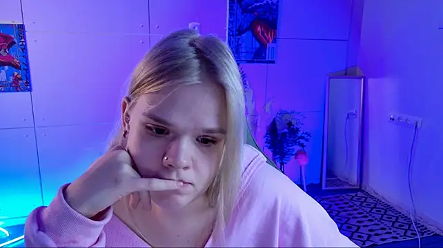 Aylin_kitty's Webcam Show