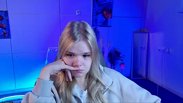 Aylin_kitty: вебкам-шоу