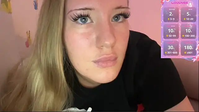 LisiKiss_'s Webcam Show