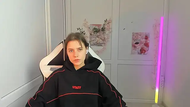 Chat XXX en directo de SoftBloomMira