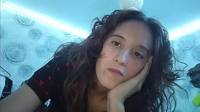ElyseLegget's Webcam Show