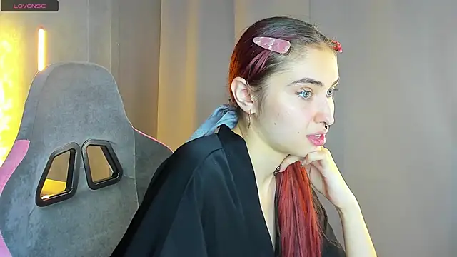 DiBunny Adlı Modelin Canlı XXX Sohbeti