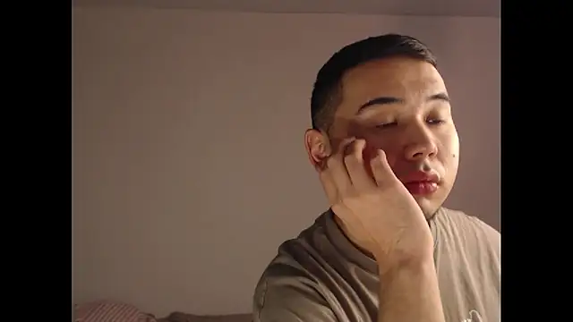 TaishiShadow webcam show