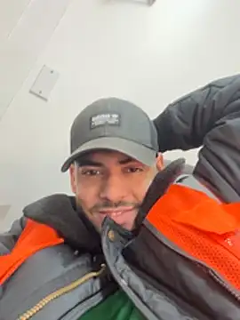 Karimfucku webcam show