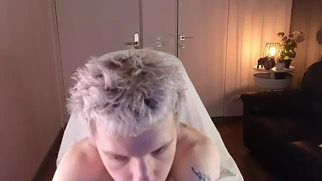 Moon_Kitt Webcamshow