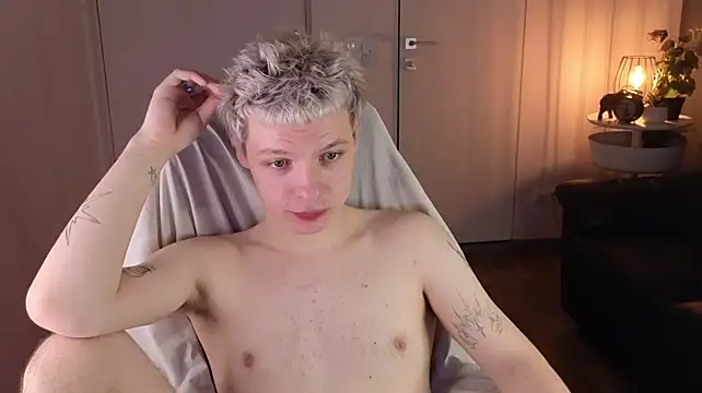 Moon_Kitt Webcam Show