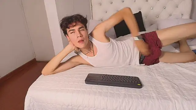 הופעת וובקאם של Jasen_V