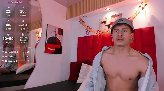 Pokazy przed kamerką – Santi_Williams