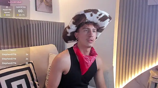 Pokazy przed kamerką – Santi_Williams