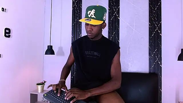 Black_Stiven's Webcam Show