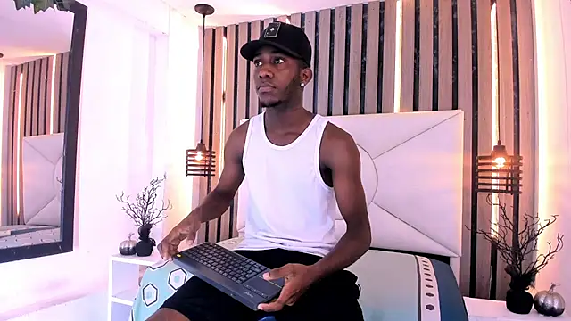 Black_Stiven Webcam-Show