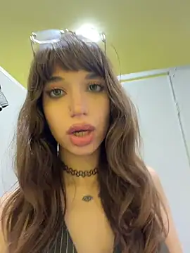 NikkiVice 现场XXX聊天