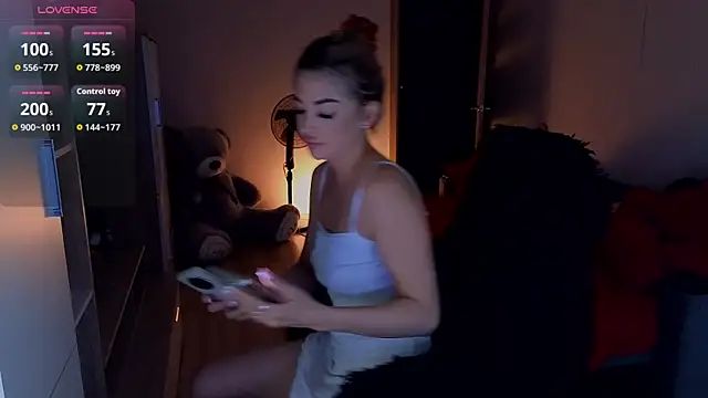 MilanaOmg XXX чат на живо