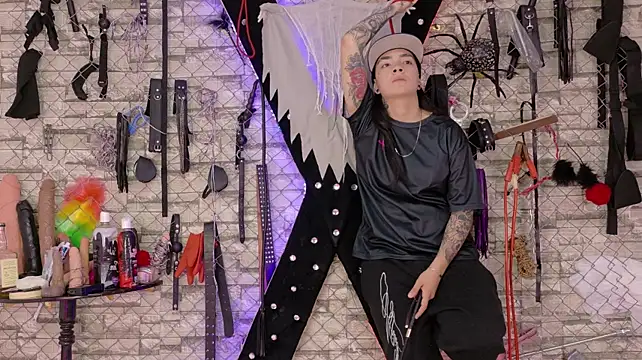 deadly_sinful_girls Webcam Show