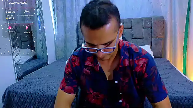 DamianVelmont Adlı Modelin Web Kamerası Şovu