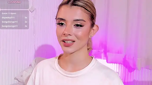 XXX chat uživo modela ScarlettBlair1