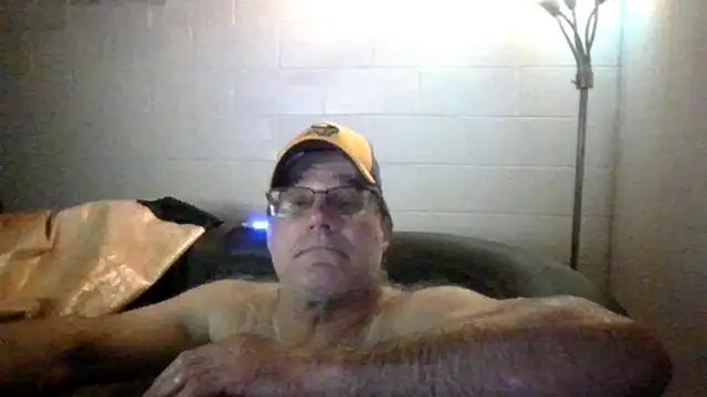 Kevvvvhot webcam show