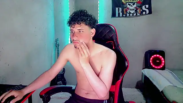 Webkamerová show Atom_Hot