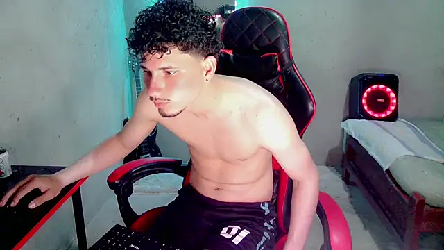 Atom_Hot – webcam-show