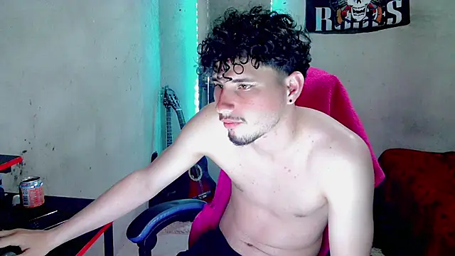 Atom_Hot – webcam-show
