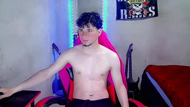 Atom_Hot Шоу с уебкамера